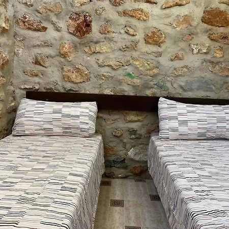 Villa Casa De Piedra Yunquera Esterno foto